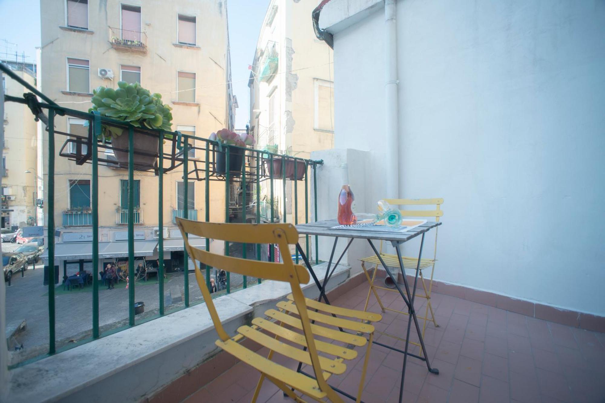 Appartamento In Piazza 那不勒斯 外观 照片